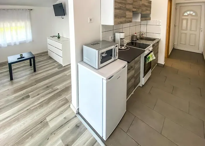 Feda Apartmanhaz Апартаменты Балатонбоглар