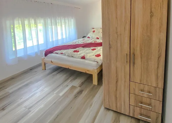 Feda Apartmanhaz Апартаменты